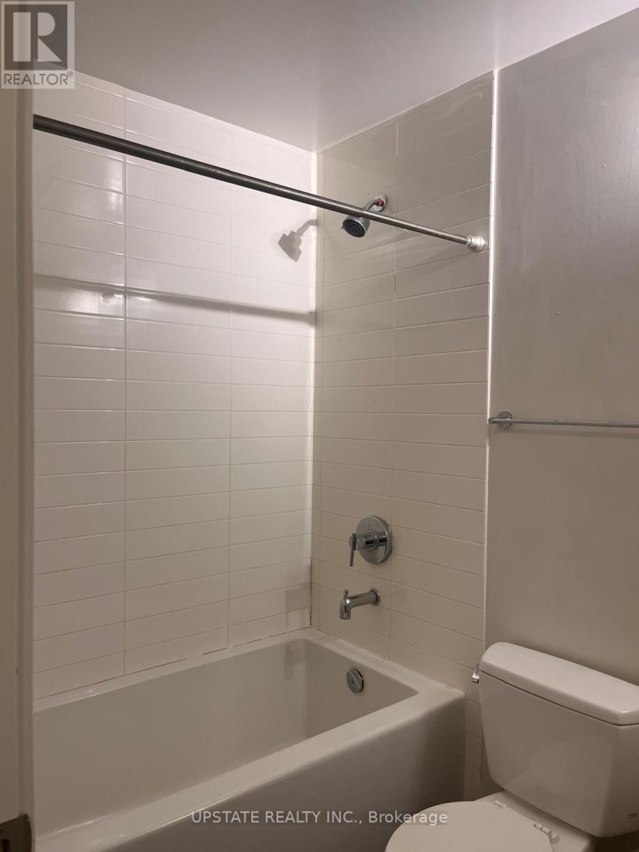 Photo 10 of 1116 105 The Queensway Avenue, Toronto ON