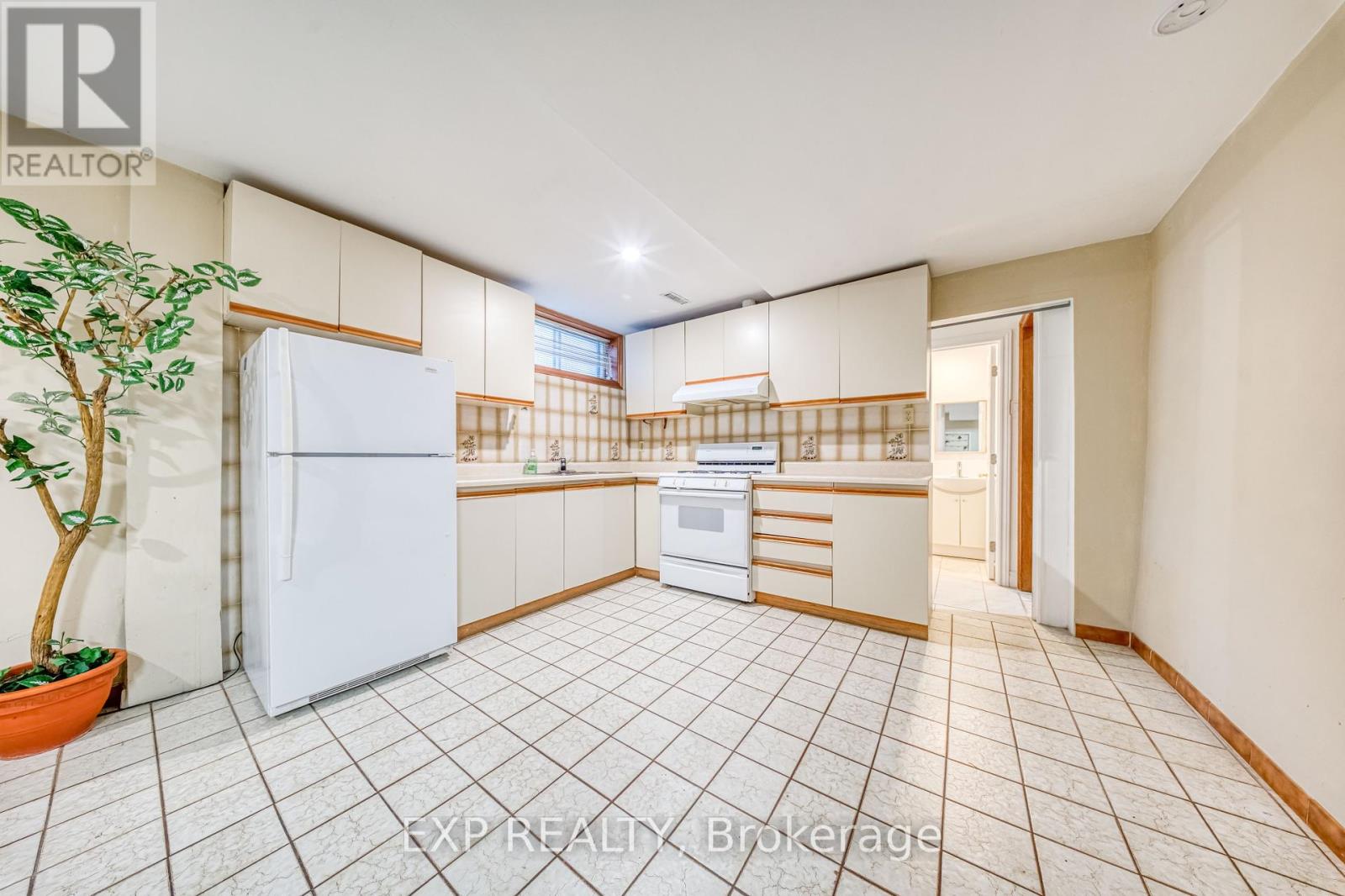 Photo 35 of 35 Highland Hill Hill, Toronto ON