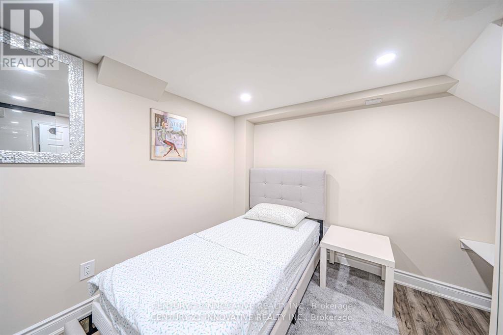 Photo 17 of Bsmt 3145 Countess Crescent, Mississauga ON