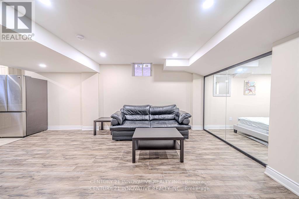 Photo 3 of Bsmt 3145 Countess Crescent, Mississauga ON