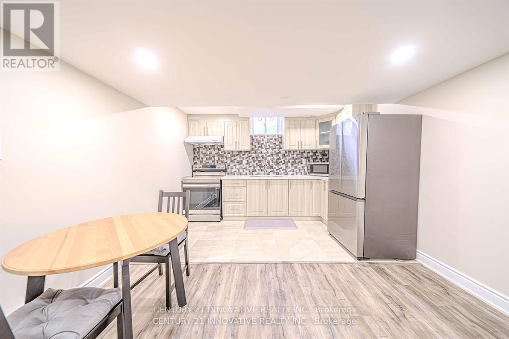 Photo 8 of Bsmt 3145 Countess Crescent, Mississauga ON