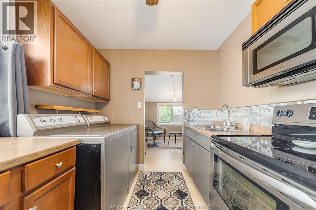 Photo 11 of 103 Orange Street, Leamington ON