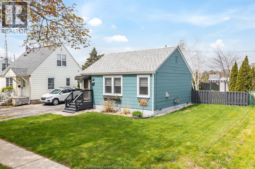 Photo 1 of 103 Orange Street, Leamington ON