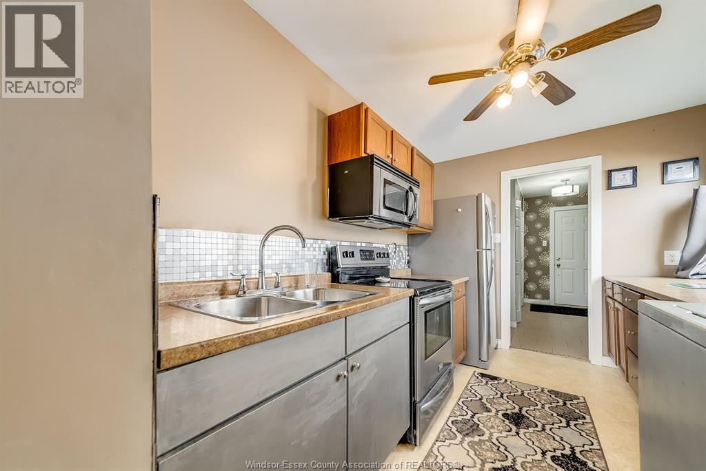 Photo 10 of 103 Orange Street, Leamington ON