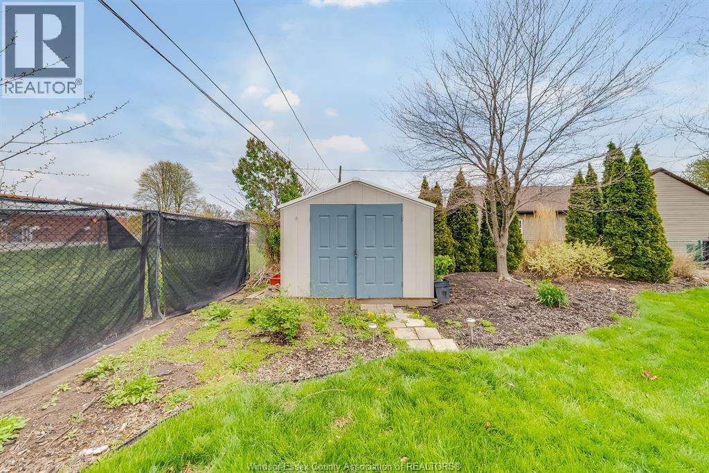 Photo 27 of 103 Orange Street, Leamington ON