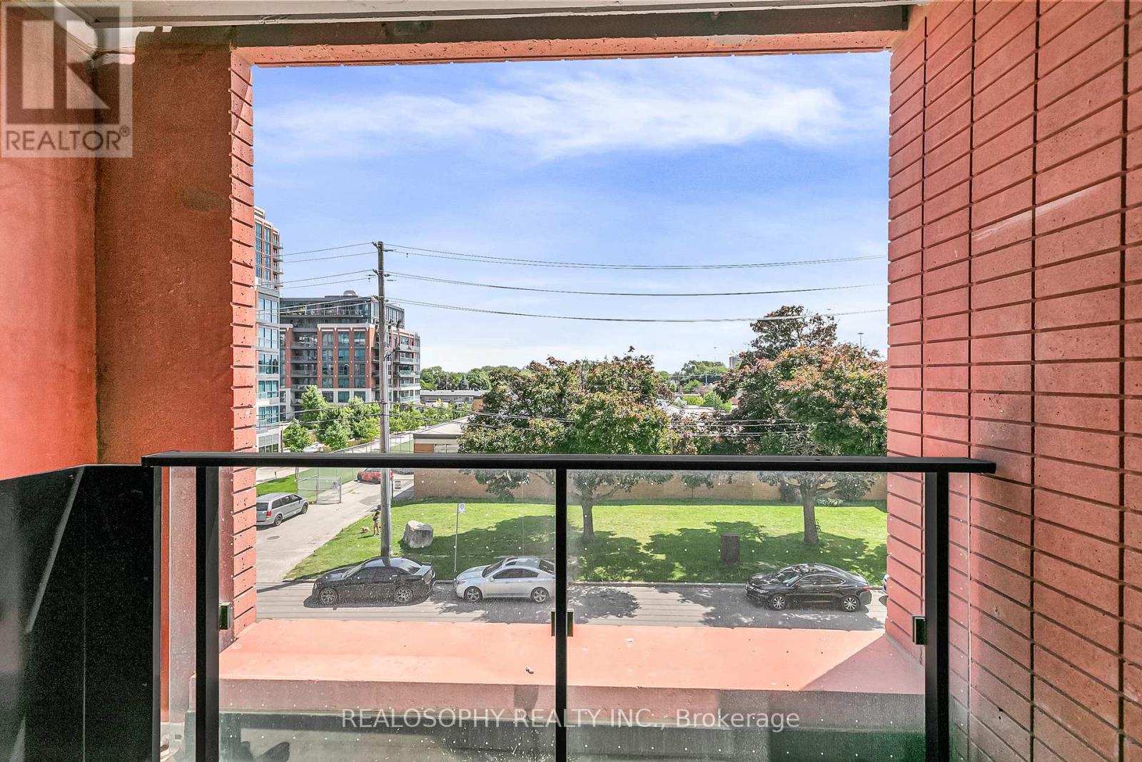 Photo 20 of 306 8 Tippett Road, Toronto ON