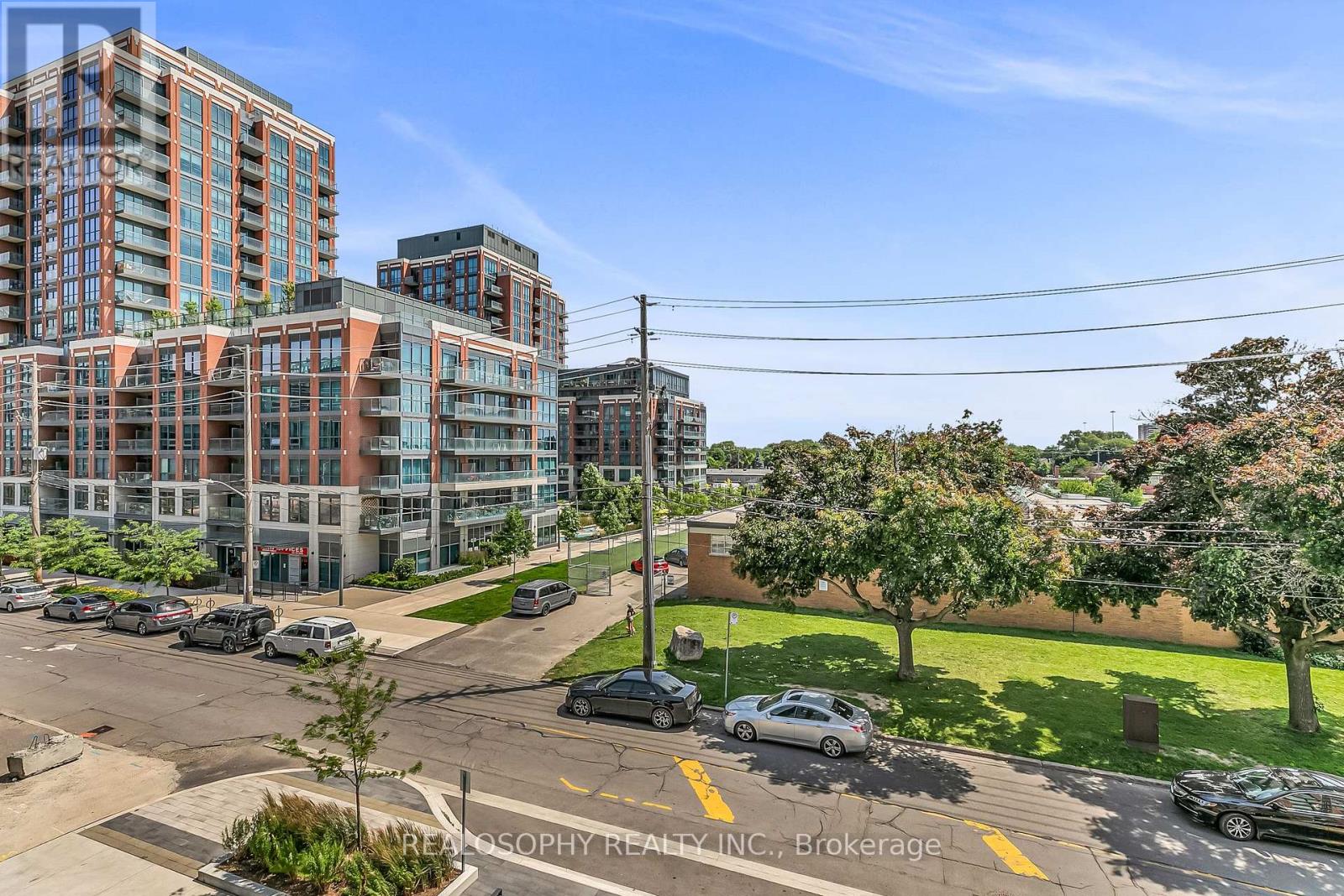 Photo 22 of 306 8 Tippett Road, Toronto ON