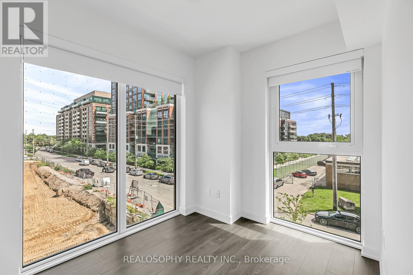 Photo 19 of 306 8 Tippett Road, Toronto ON