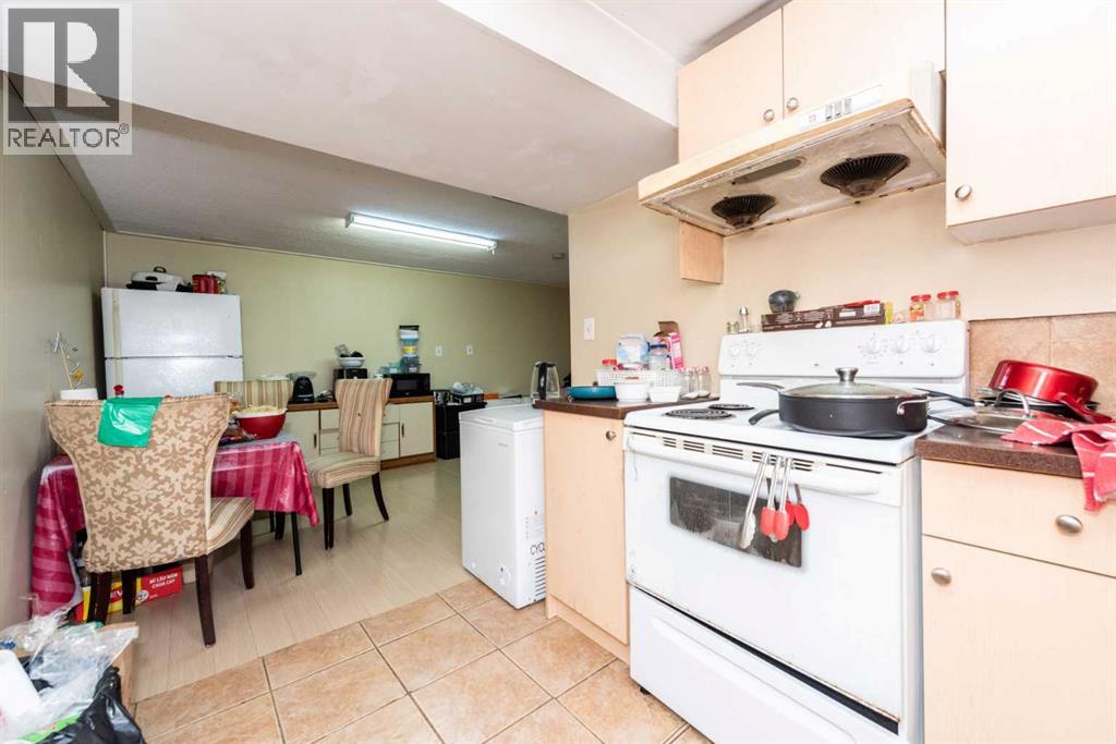 Photo 17 of 508 Malvern Drive Ne, Calgary AB