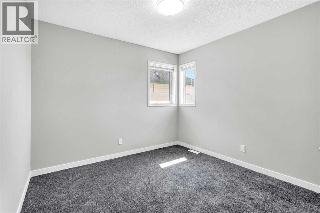 Photo 17 of 222 Citadel Peak Circle Nw, Calgary AB