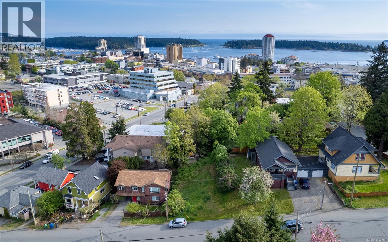 Photo 14 of 532 Selby St, Nanaimo BC