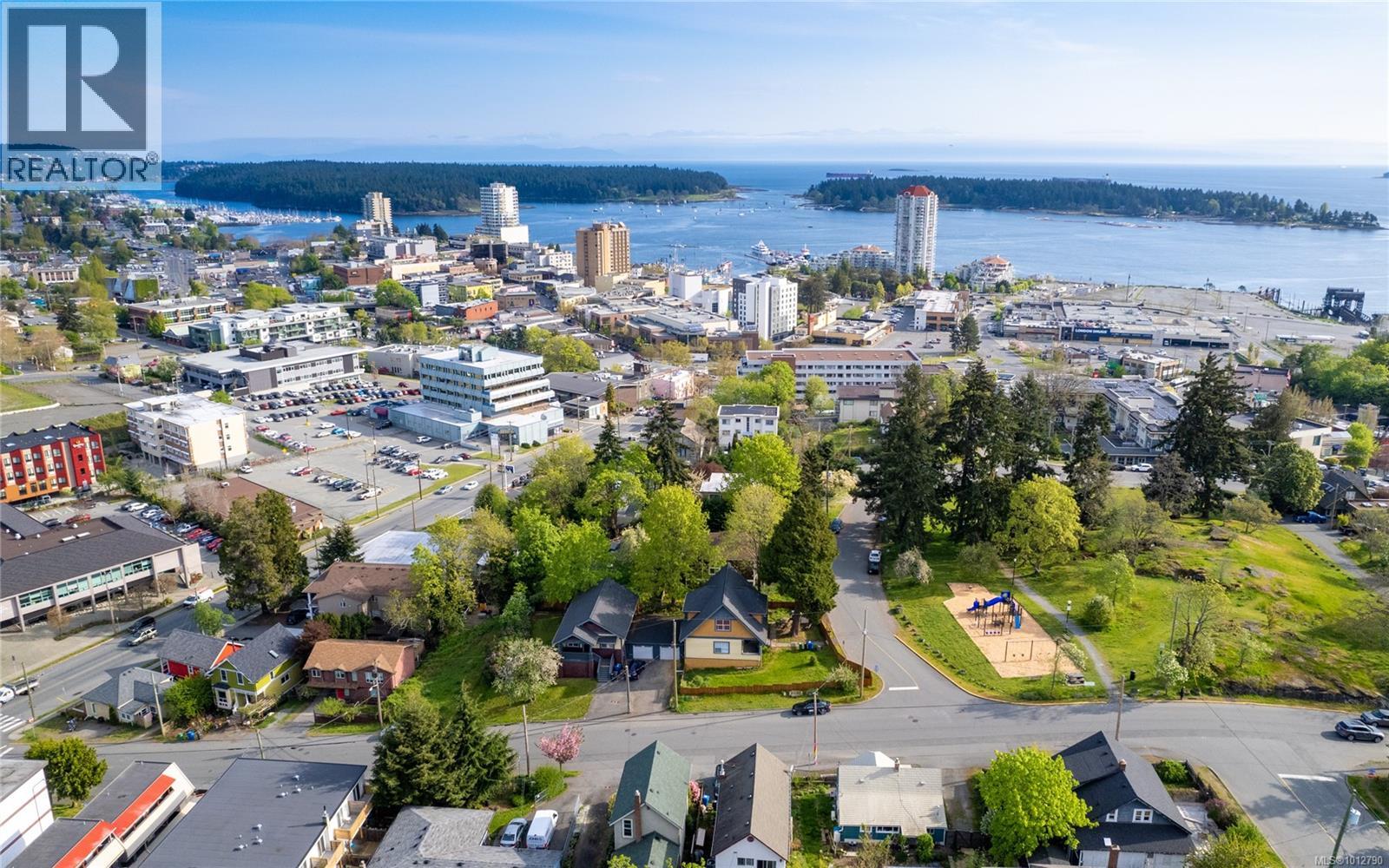 Photo 30 of 532 Selby St, Nanaimo BC