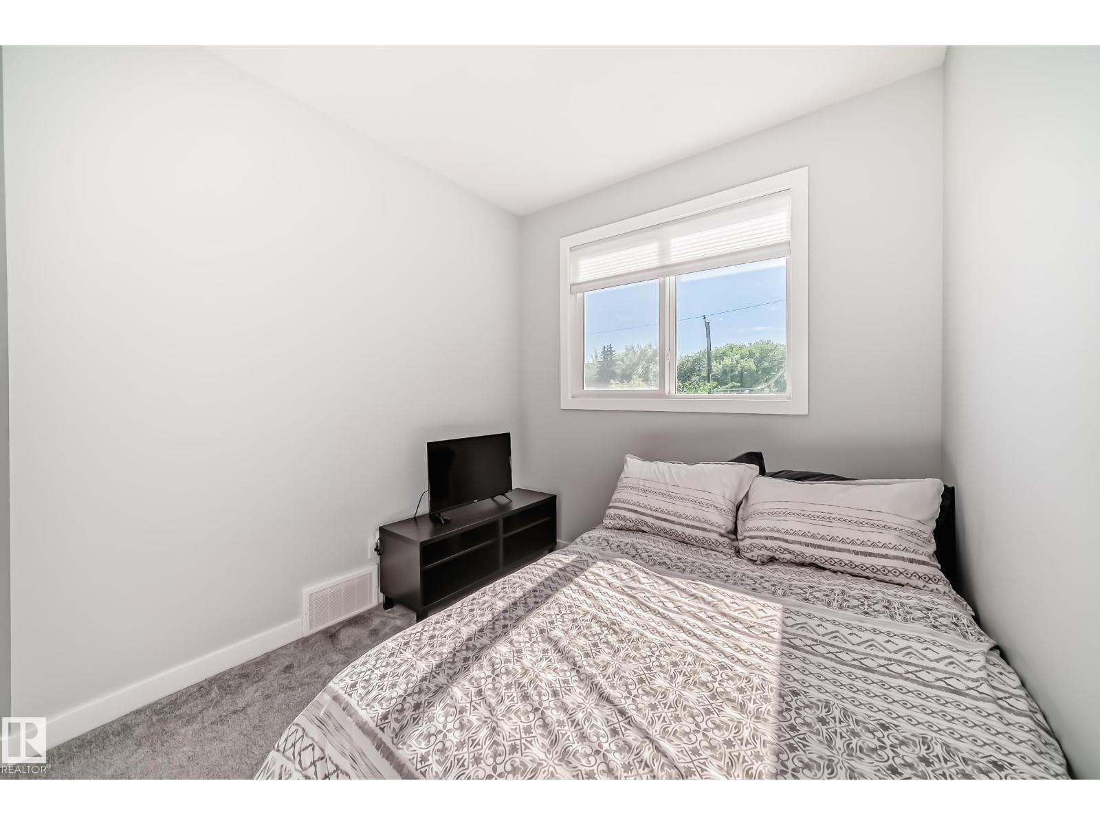 Photo 36 of 10626 81 St Nw, Edmonton AB