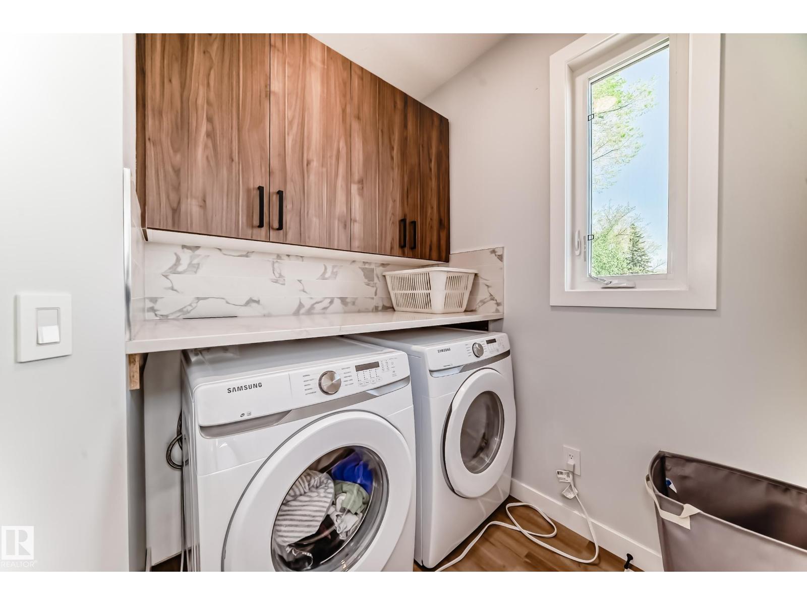 Photo 39 of 10626 81 St Nw, Edmonton AB