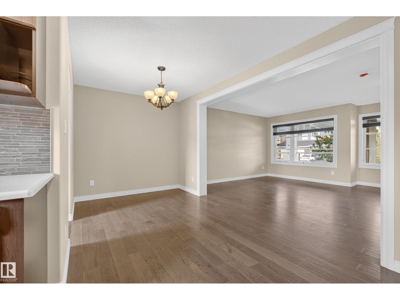 Photo 14 of 2259 Casey Cr Sw, Edmonton AB