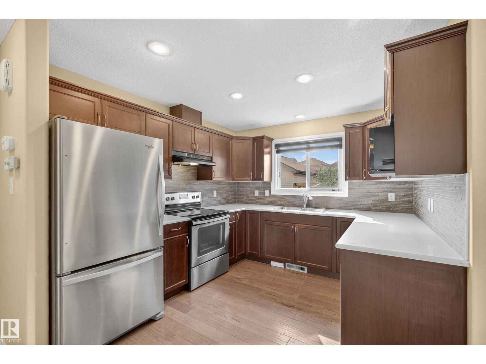 Photo 15 of 2259 Casey Cr Sw, Edmonton AB