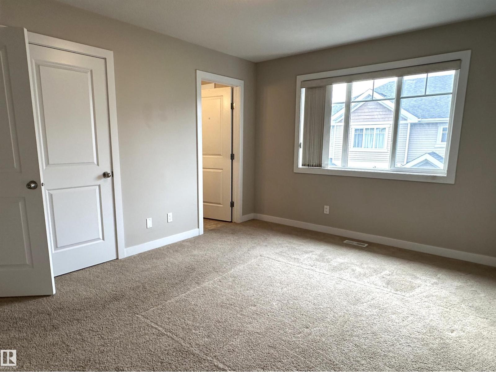 Photo 28 of 47 9535 217 St Nw, Edmonton AB