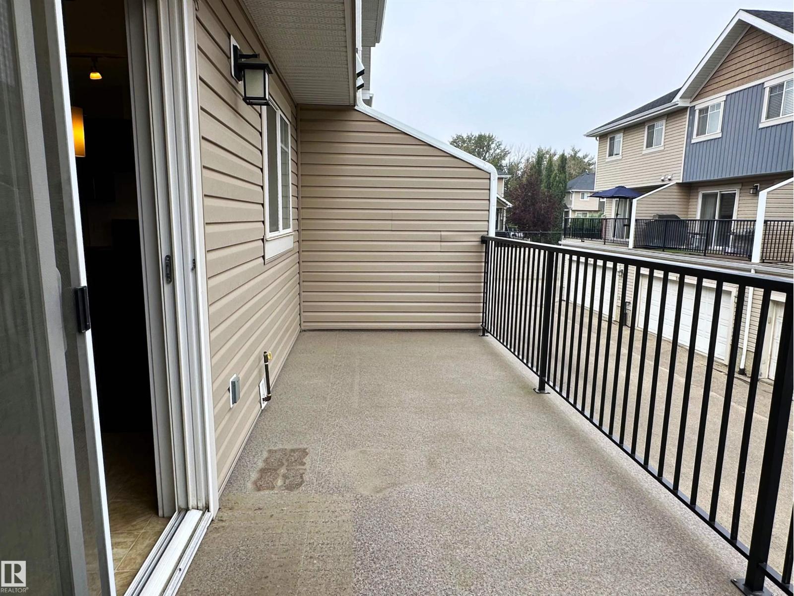 Photo 20 of 47 9535 217 St Nw, Edmonton AB