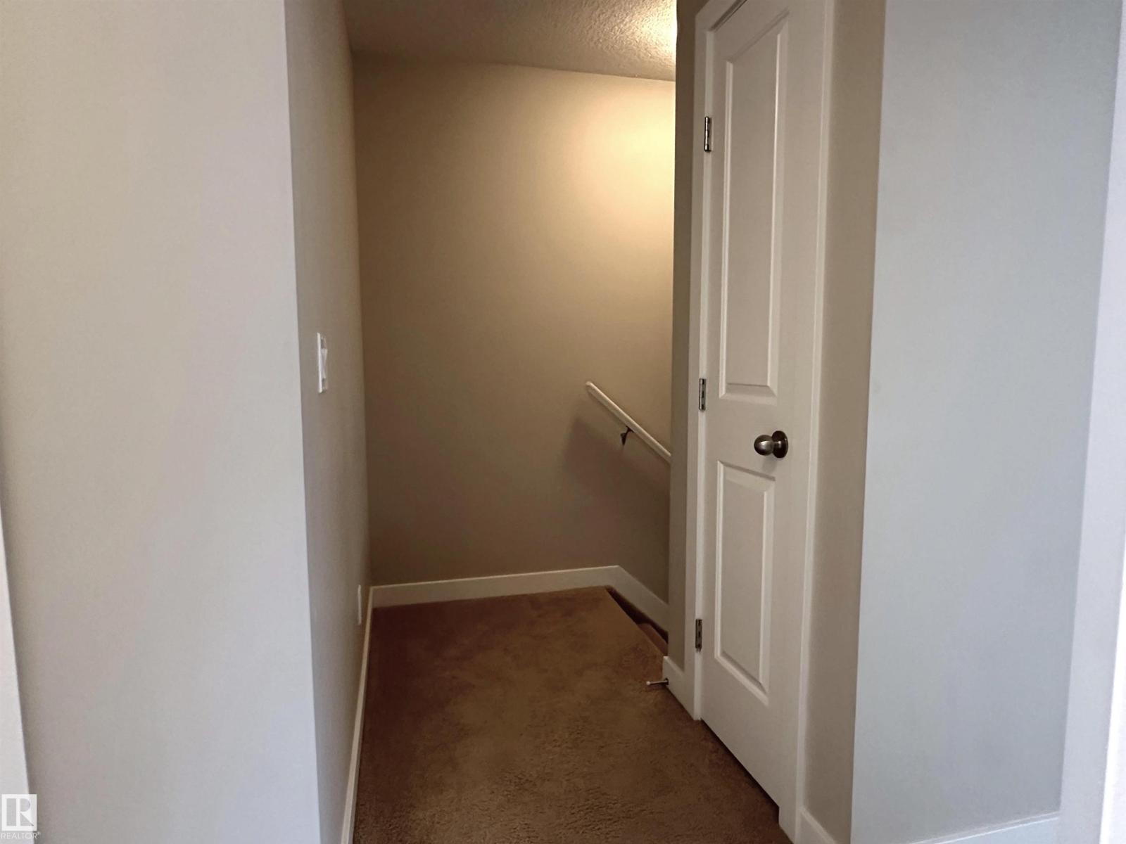 Photo 24 of 47 9535 217 St Nw, Edmonton AB
