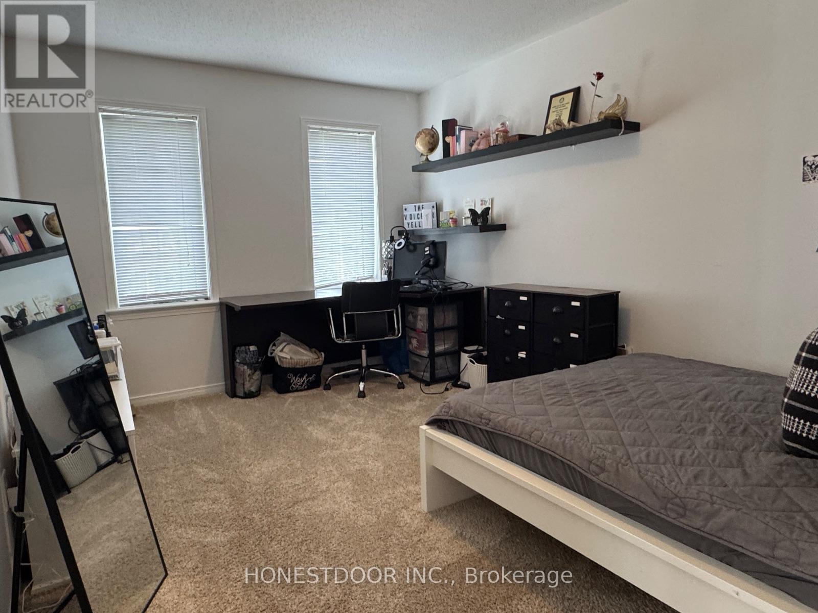 Photo 12 of 374 Wisteria Crescent, Ottawa ON