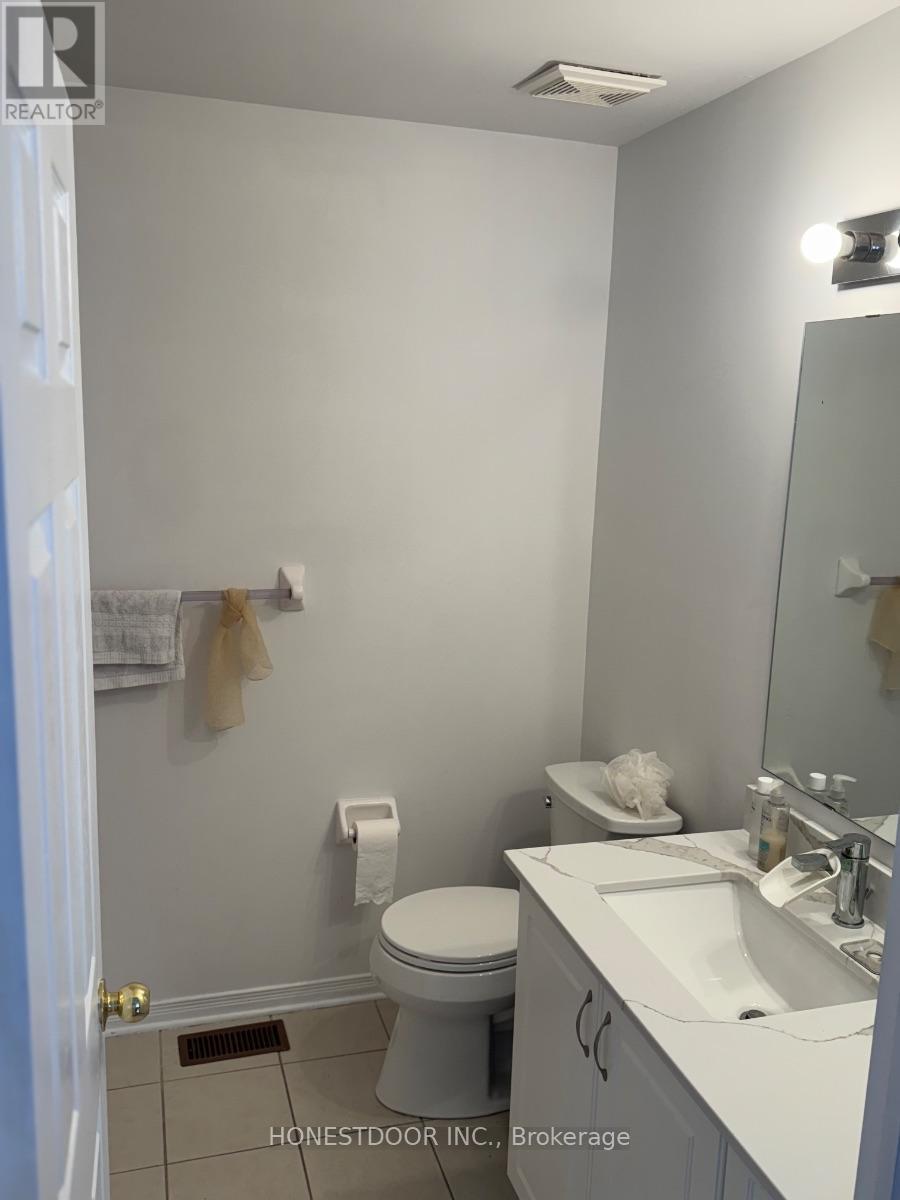 Photo 30 of 374 Wisteria Crescent, Ottawa ON