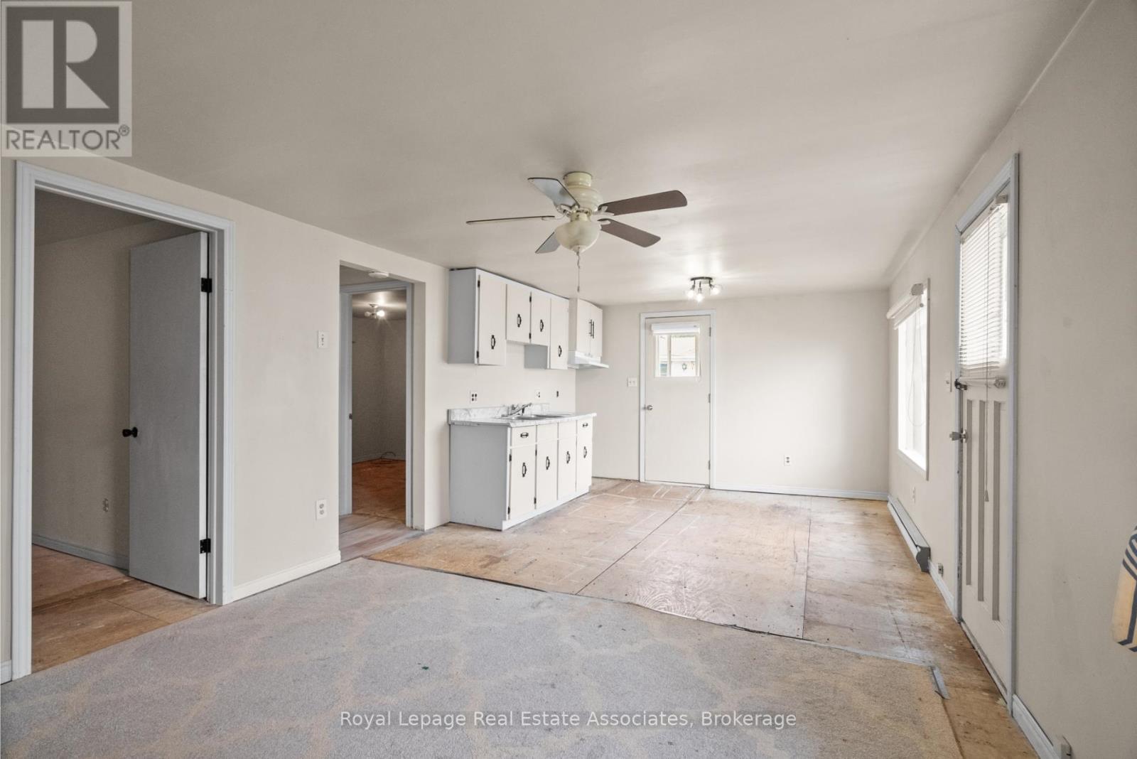Photo 25 of 2580 Lakeshore Road, Haldimand ON