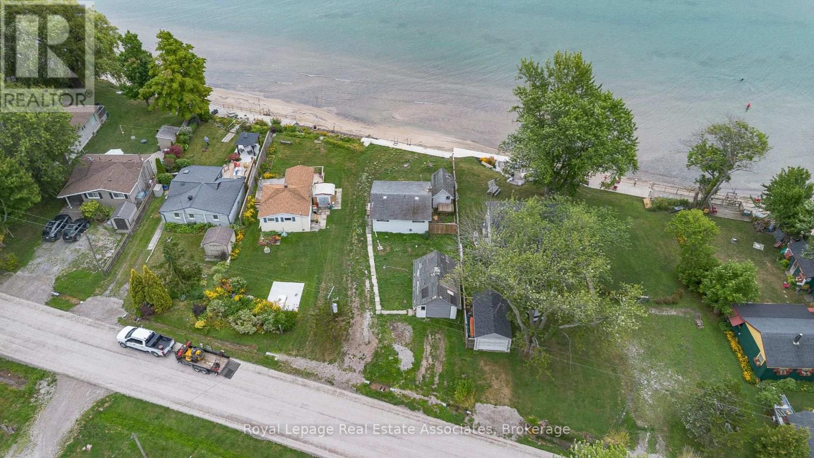 Photo 6 of 2580 Lakeshore Road, Haldimand ON