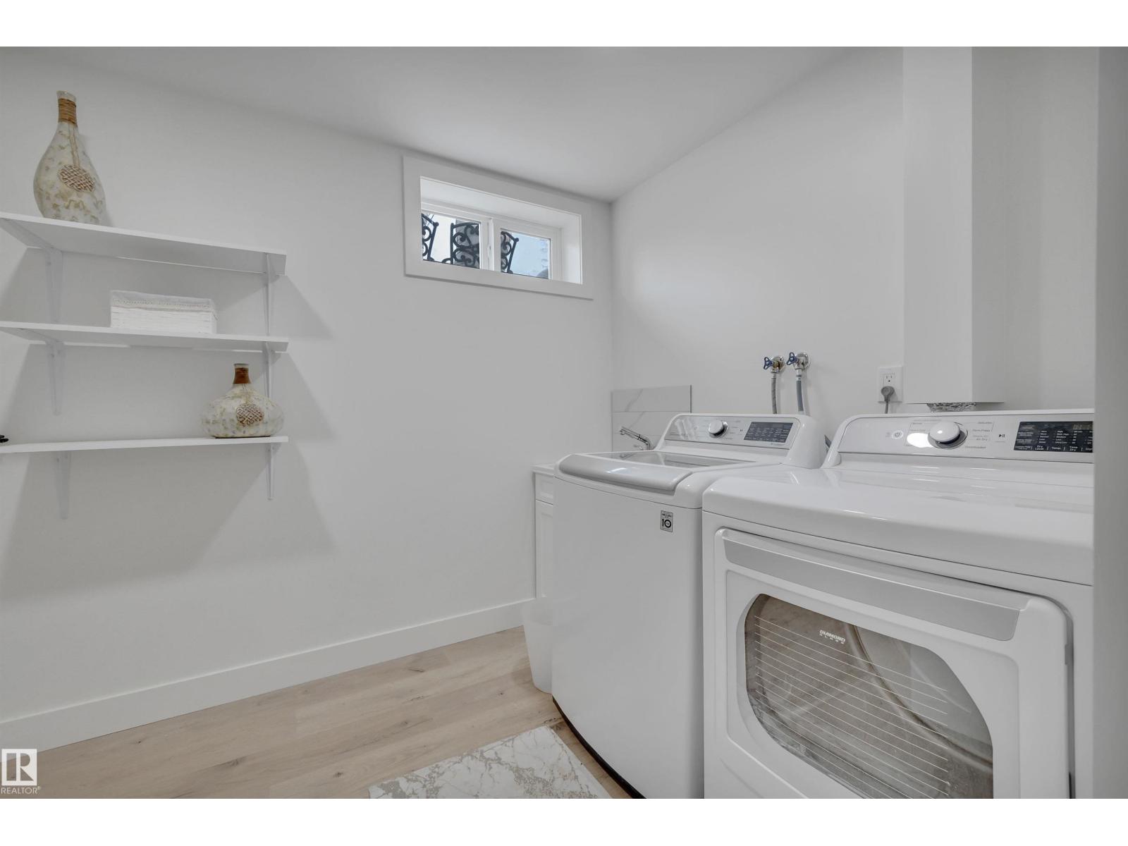 Photo 40 of 13515 67 St Nw, Edmonton AB