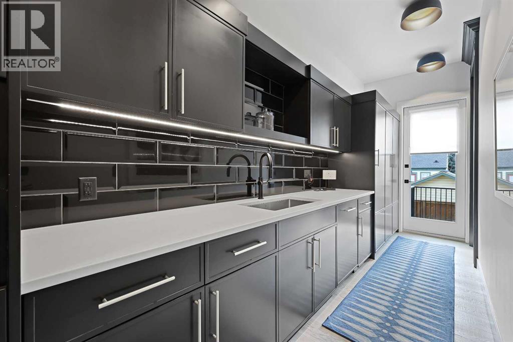 Photo 23 of 435 18 A Street Nw, Calgary AB