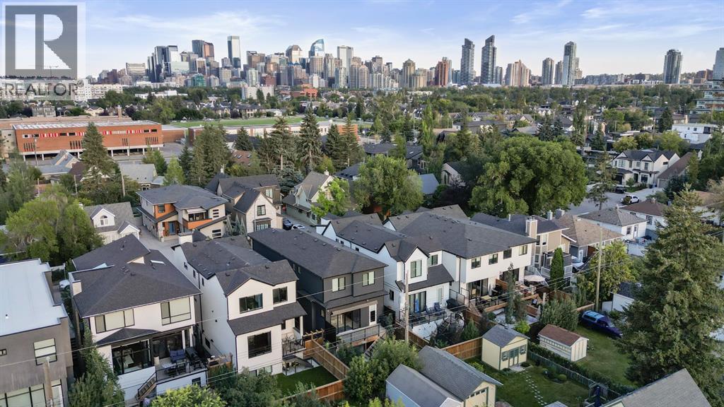 Photo 3 of 435 18 A Street Nw, Calgary AB