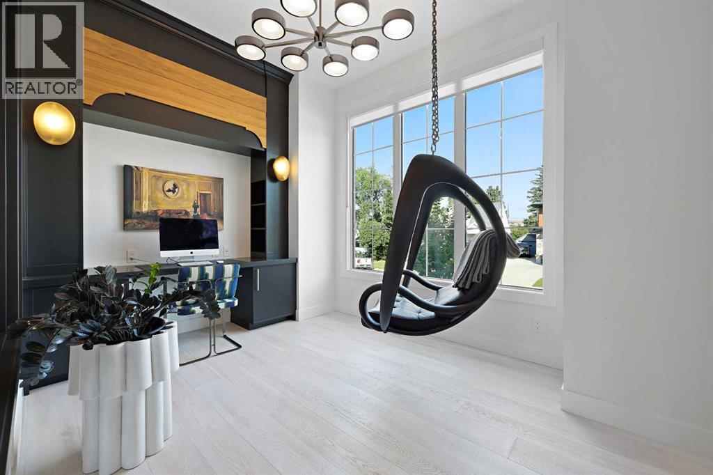 Photo 9 of 435 18 A Street Nw, Calgary AB
