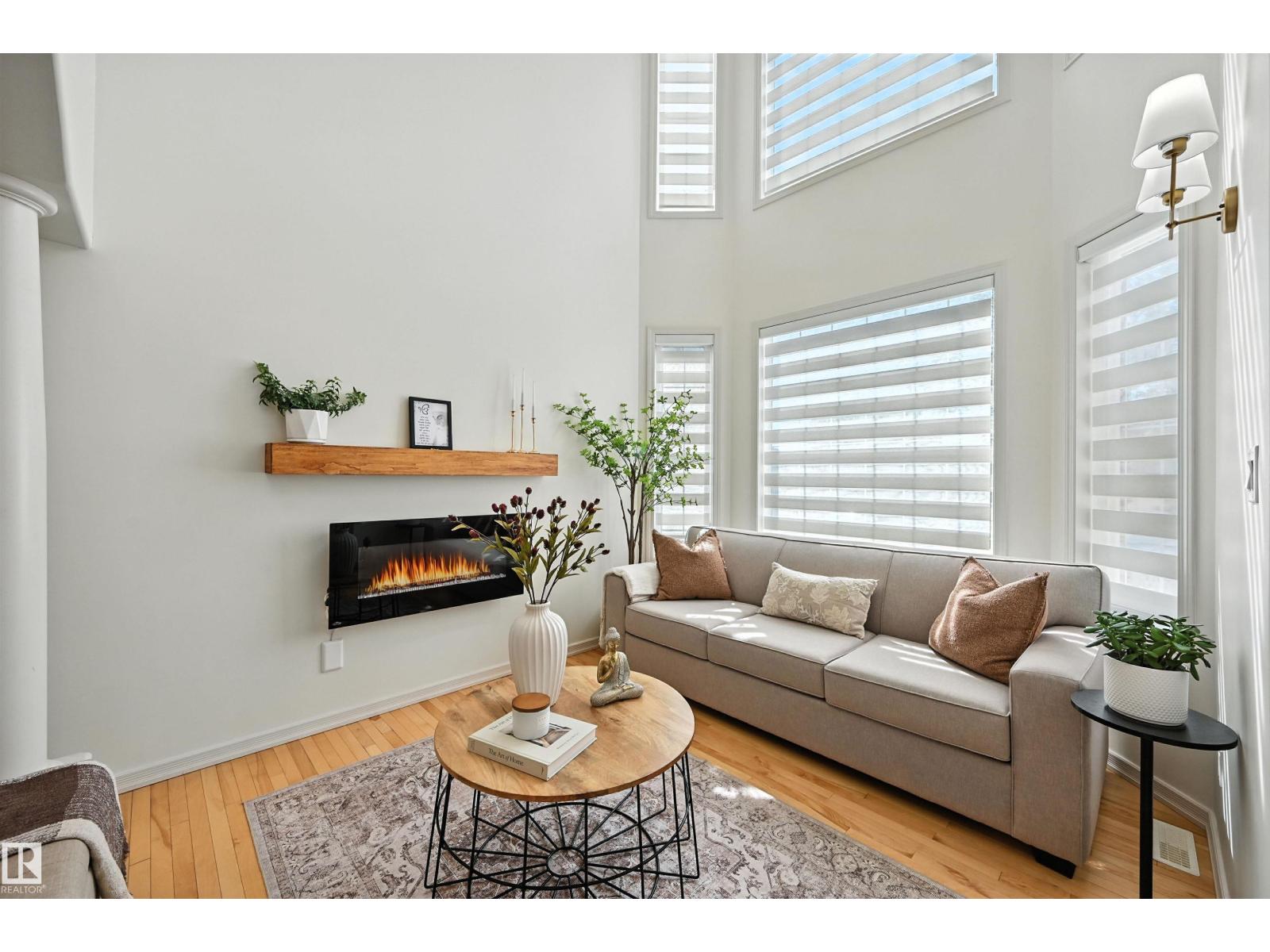 Photo 5 of 2915 Tredger Green Gr Nw, Edmonton AB