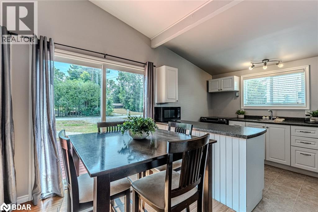 Photo 6 of 3304 Lake St George Blvd, Severn ON