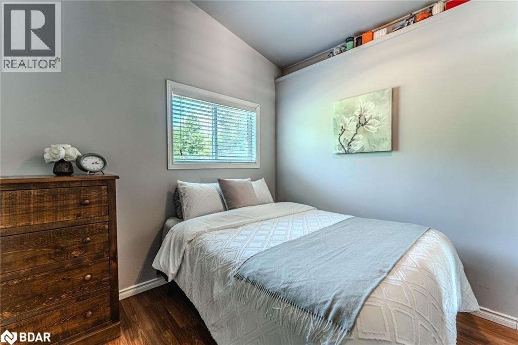 Photo 8 of 3304 Lake St George Blvd, Severn ON