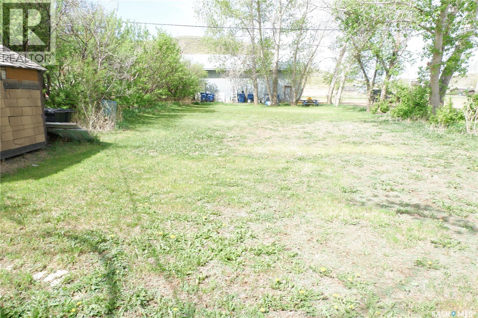 11 B AVENUE - 3