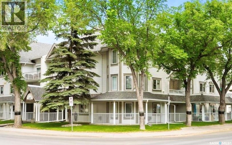 Photo 2 of 204 2275 Mcintyre Street, Regina SK