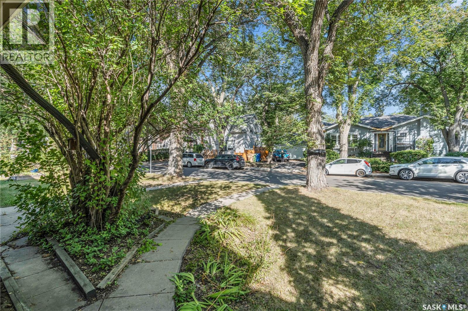 Photo 2 of 2272 Montague Street, Regina SK