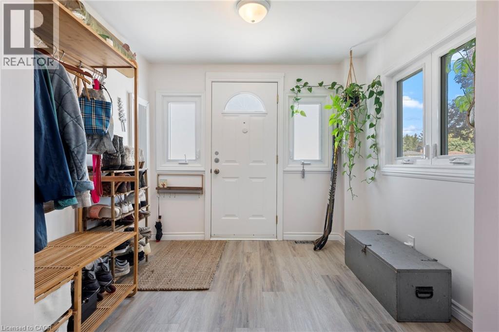 Photo 9 of 432 West Street, Simcoe ON