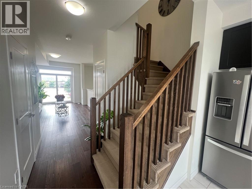 Photo 19 of 30 Times Square Boulevard Unit 197, Stoney Creek ON