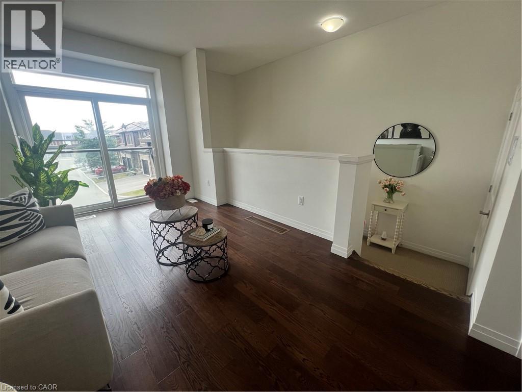 Photo 7 of 30 Times Square Boulevard Unit 197, Stoney Creek ON