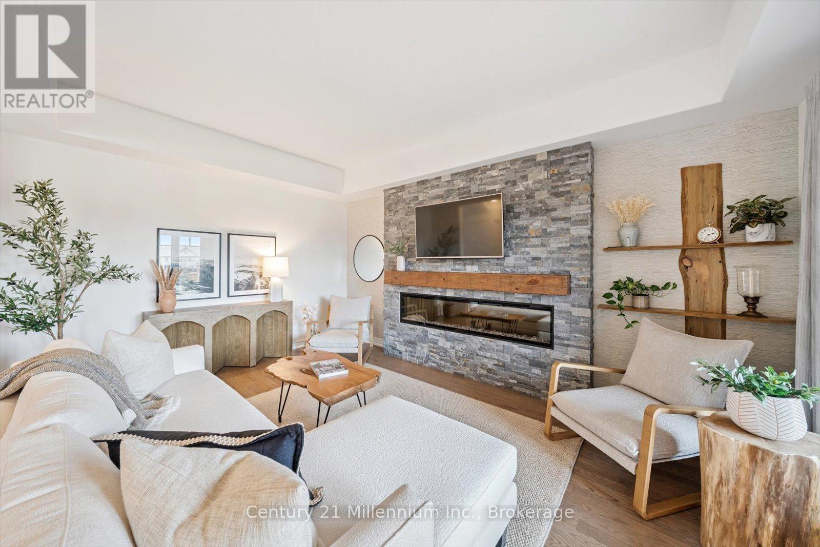 Photo 11 of 17 Bassett Street, Collingwood ON