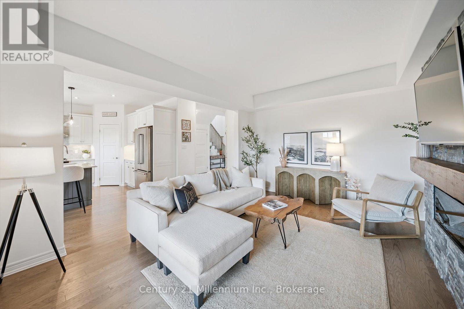 Photo 12 of 17 Bassett Street, Collingwood ON