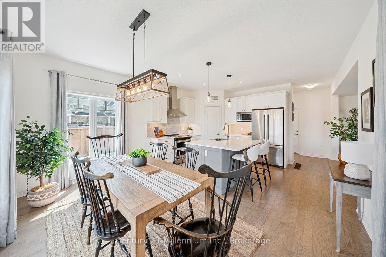 Photo 21 of 17 Bassett Street, Collingwood ON