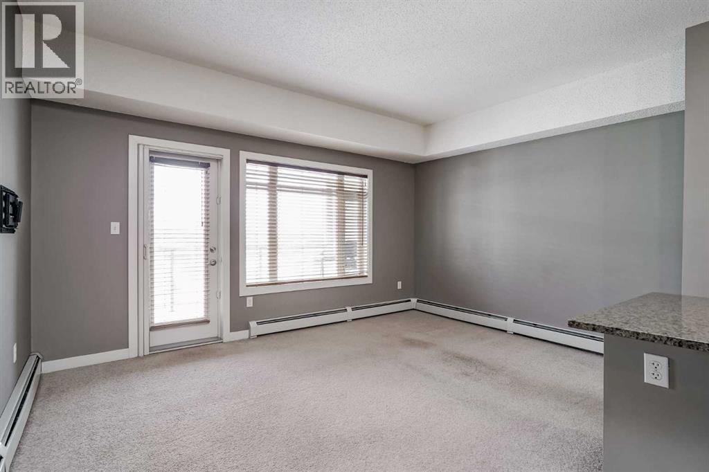 Photo 12 of 442 23 Millrise Drive Sw, Calgary AB