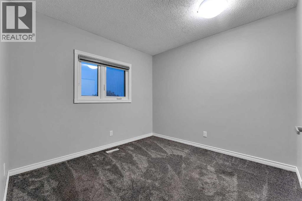Photo 19 of 251 Rundlecairn Road Ne, Calgary AB