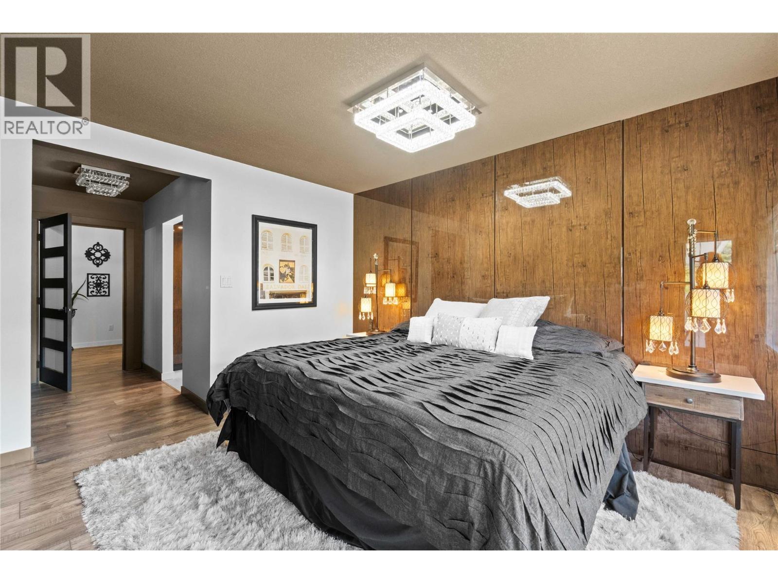 2449 Waverly Place, Blind Bay