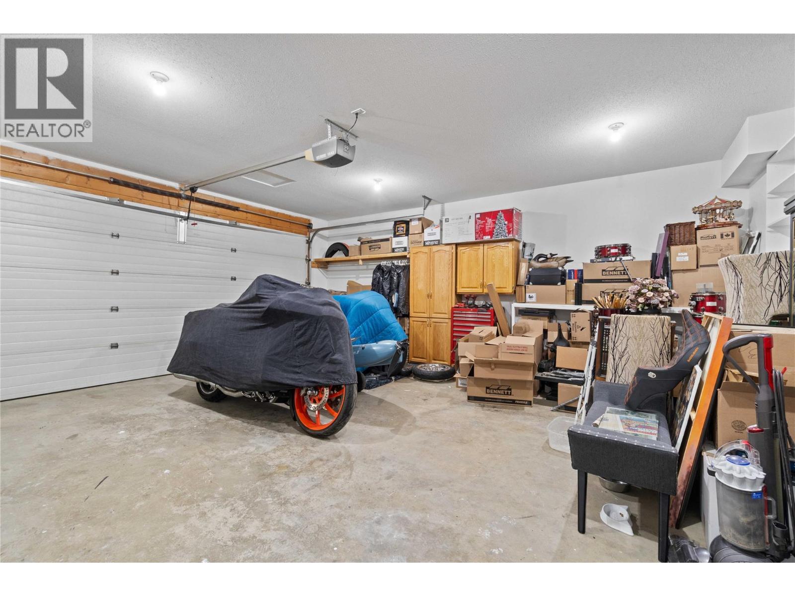 2449 Waverly Place, Blind Bay