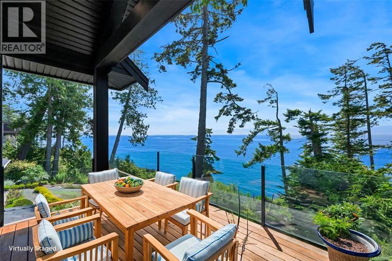 Photo 4 of 2476 Lighthouse Point Rd, Sooke BC