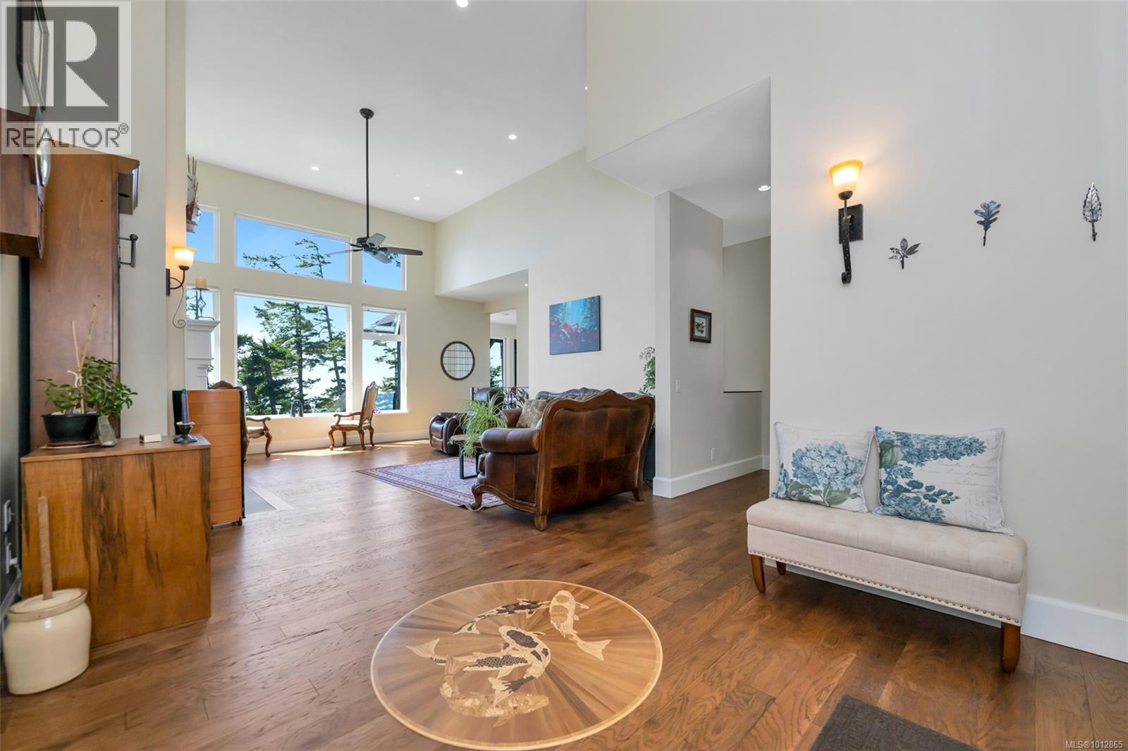 Photo 9 of 2476 Lighthouse Point Rd, Sooke BC