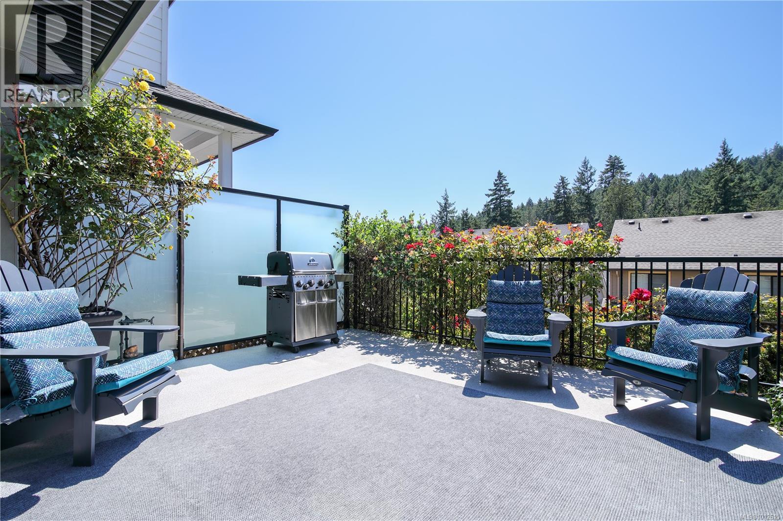 Photo 16 of 1194 Bombardier Cres, Langford BC